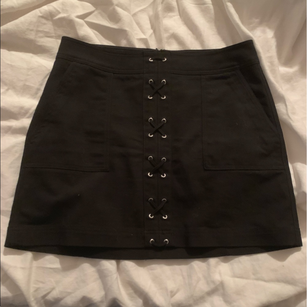 Express lace up skirt, size 8